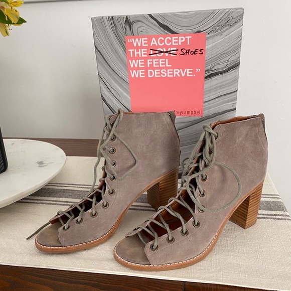 jeffrey campbell cors peep toe booties